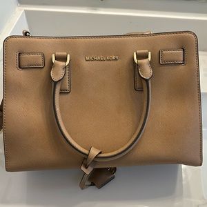 Michael Kors Saffiano Leather purse medium tote